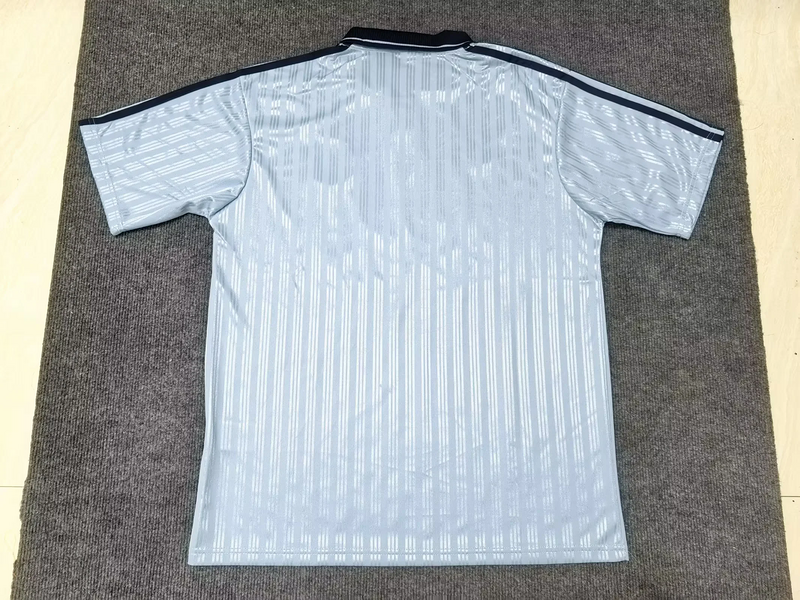 Adidas x Oasis Trikot