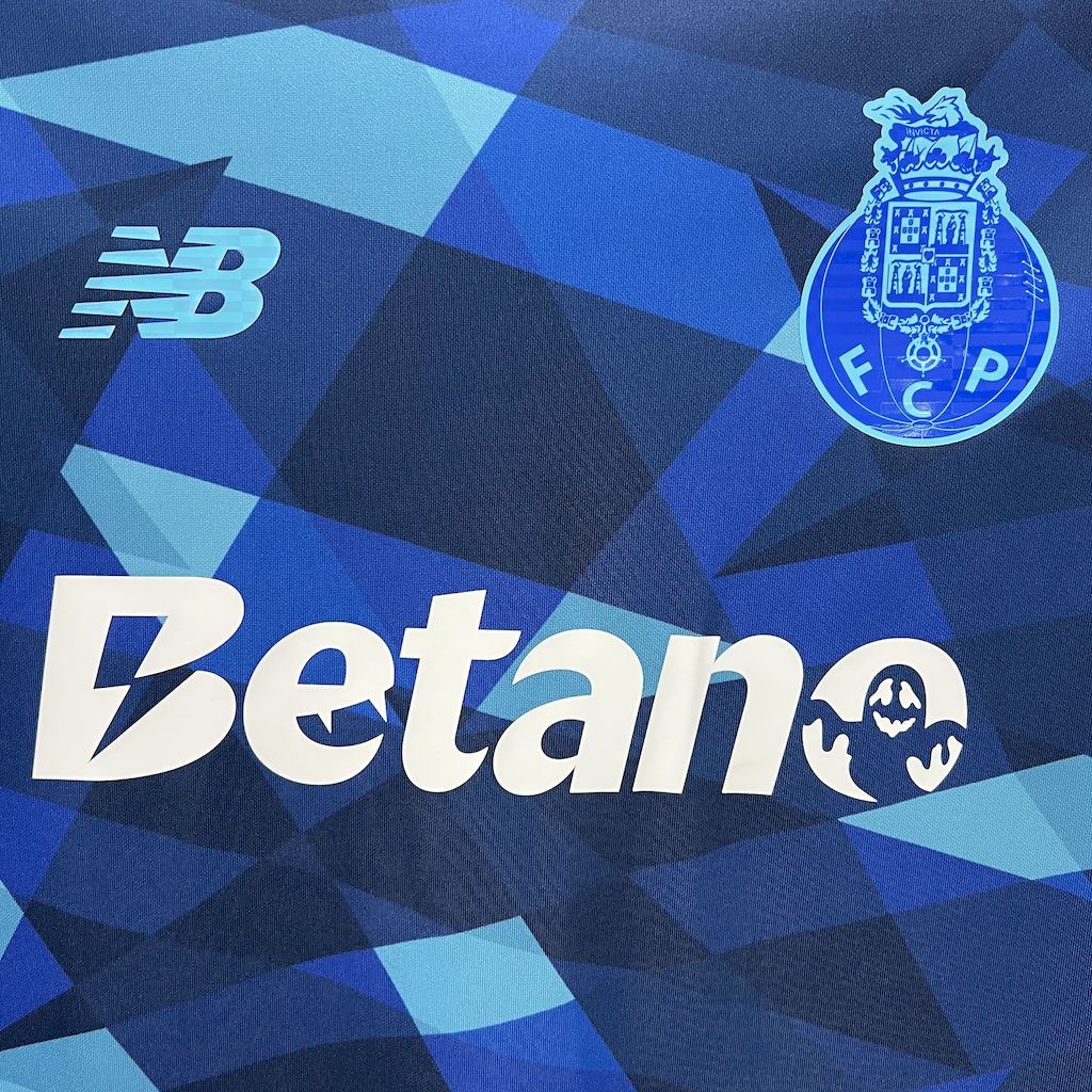 Trikot des FC Porto 24/25 Halloween
