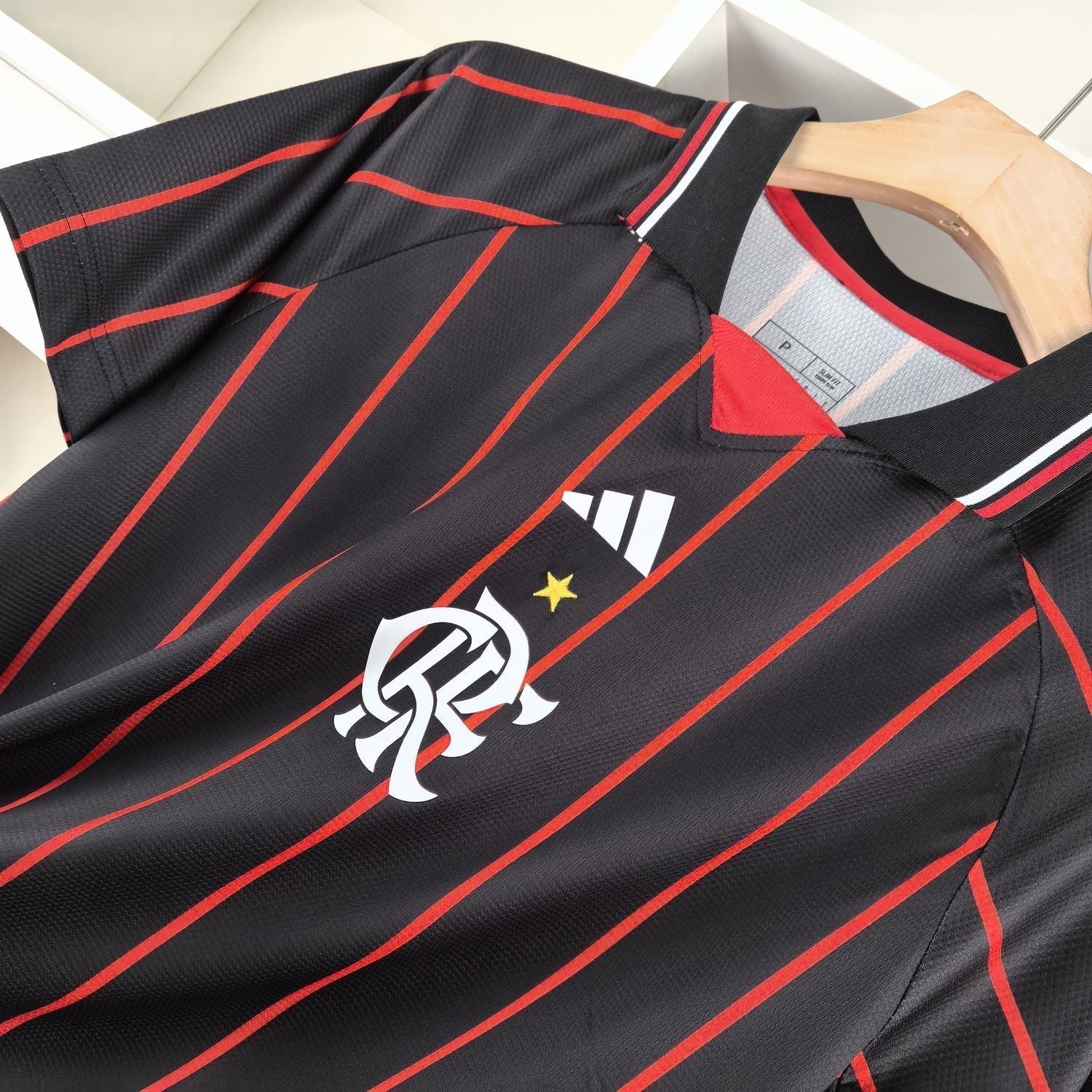Trikot Flamengo Especial 24/25 - Preto e Vermelho