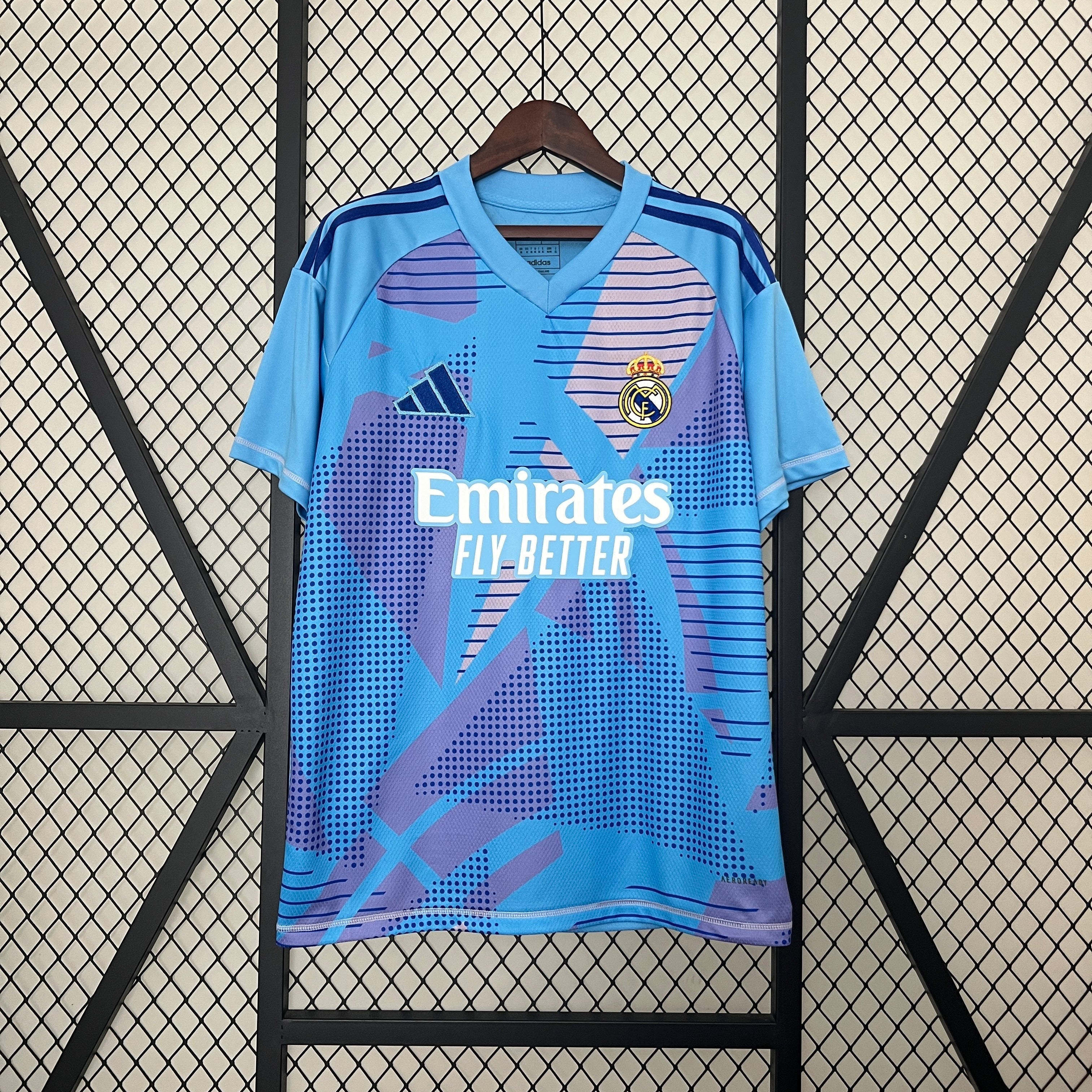 Real Madrid Trikot 24/25 - Torwart