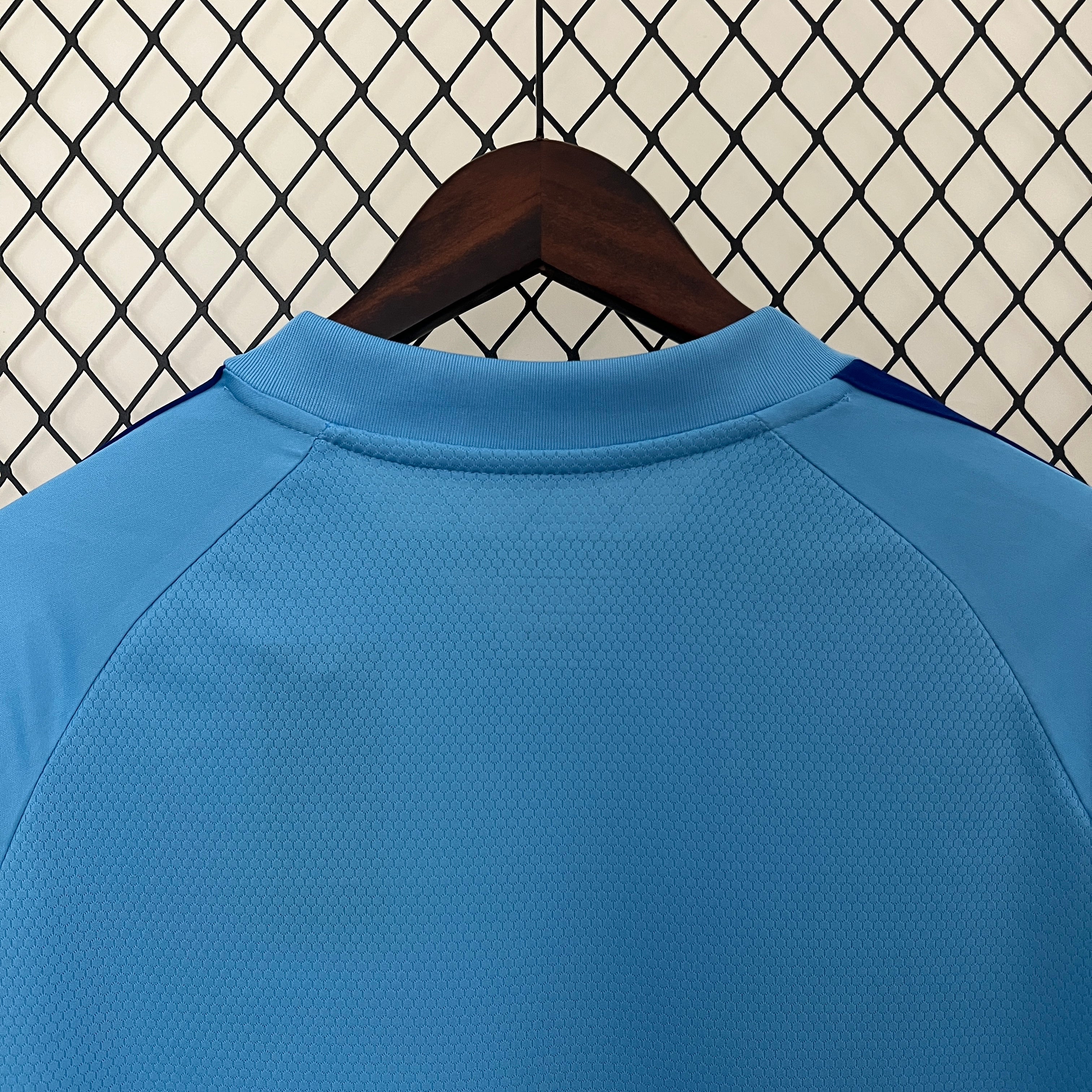 Real Madrid Trikot 24/25 - Torwart