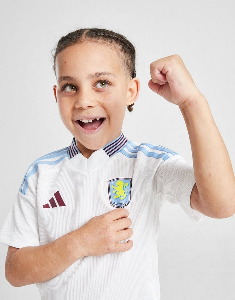 Kinder Aston Villa 24./25. Auswärts