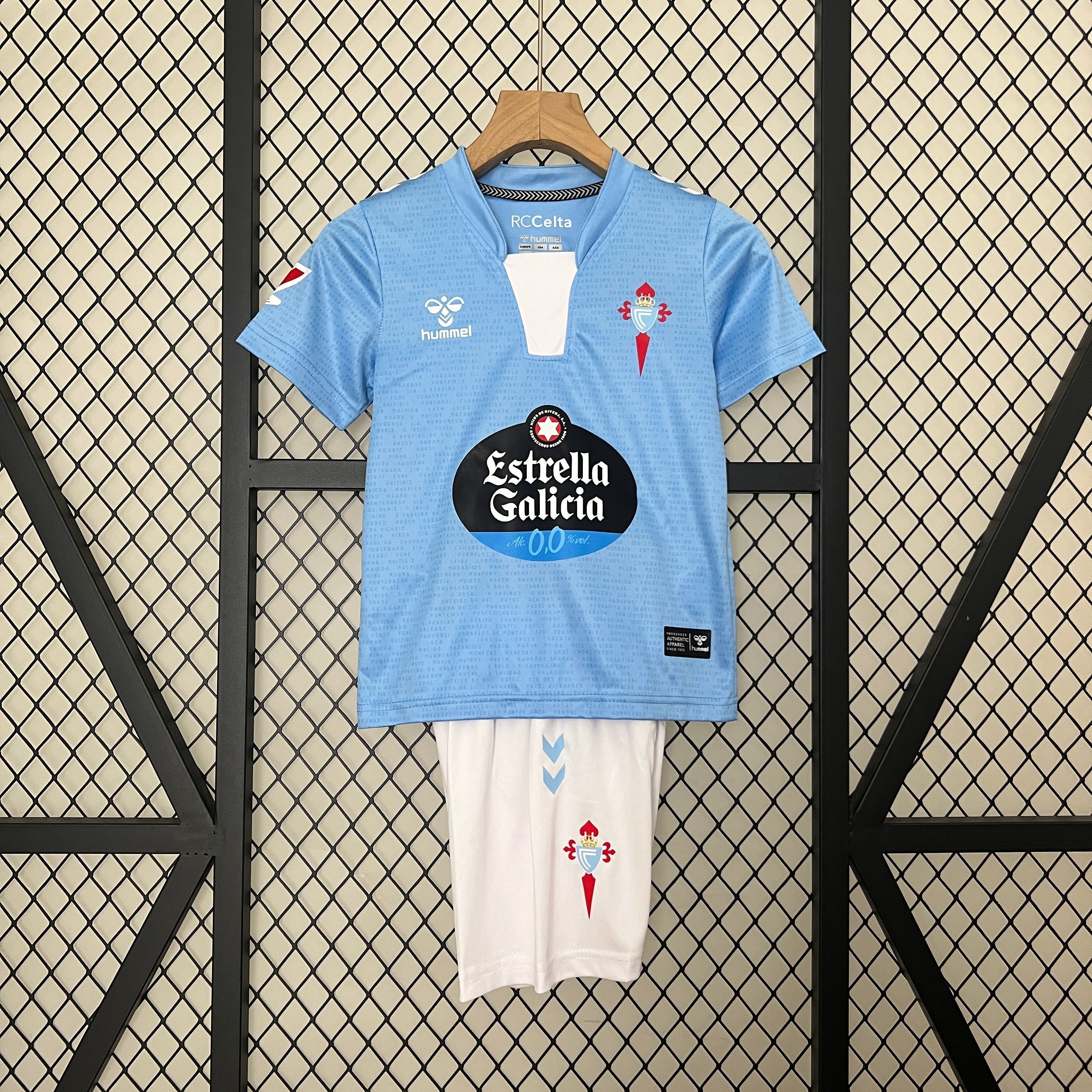 Kinder Celta Vigo 24/25 Zuhause