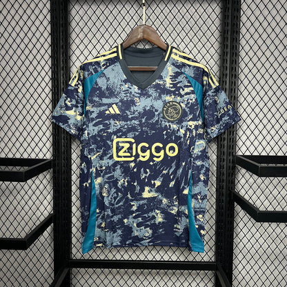 Auswärtstrikot von Ajax 24/25 