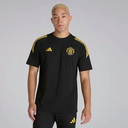 Manchester United Trikotwettbewerb 25/26 