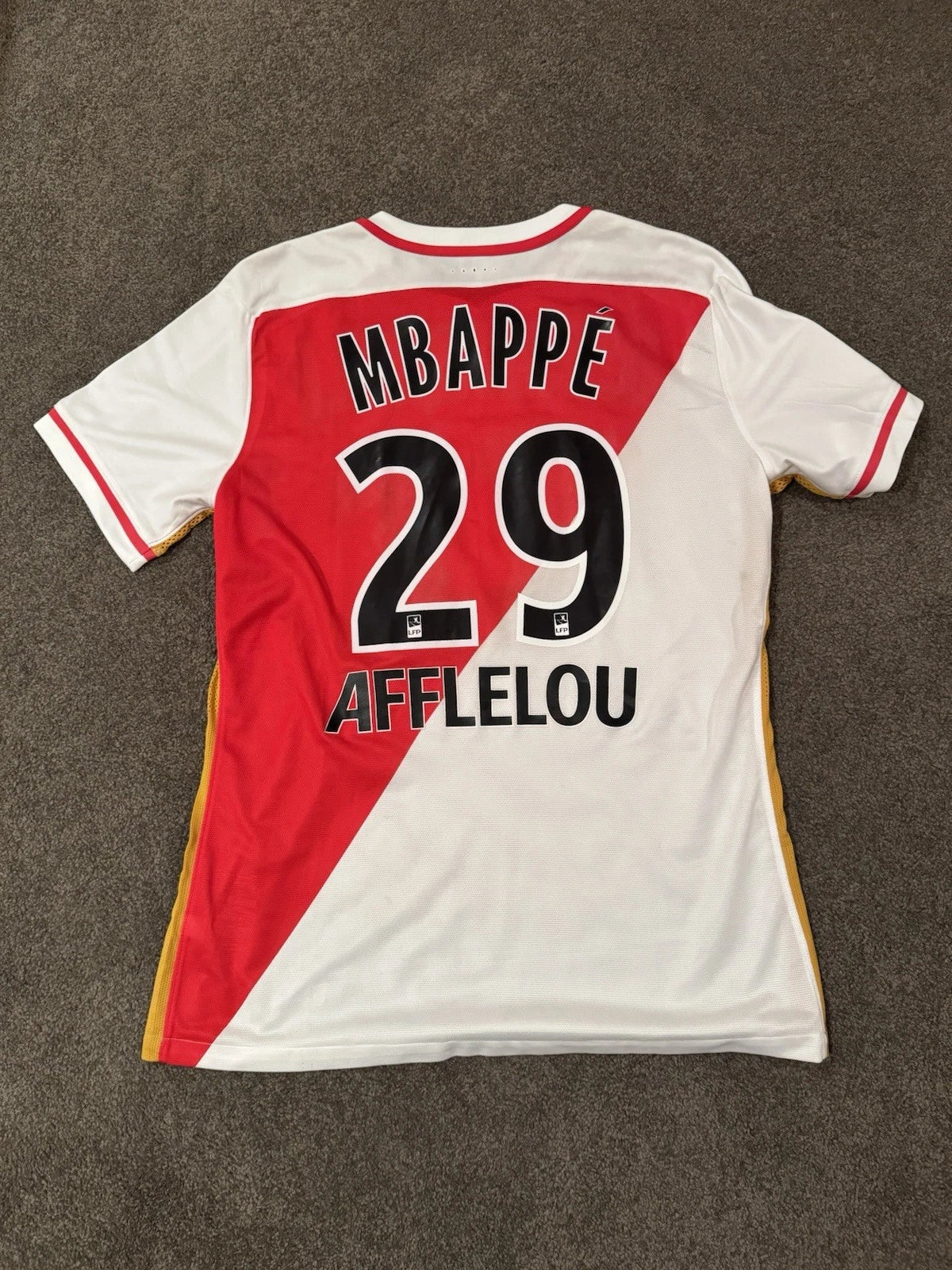Trikot Mbappé Monaco 16-17 Legende 