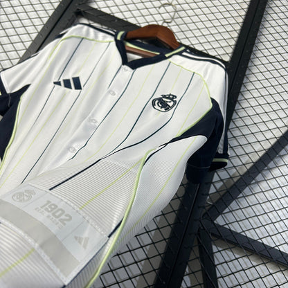Real Madrid Trikot 25/26 US-Packung 