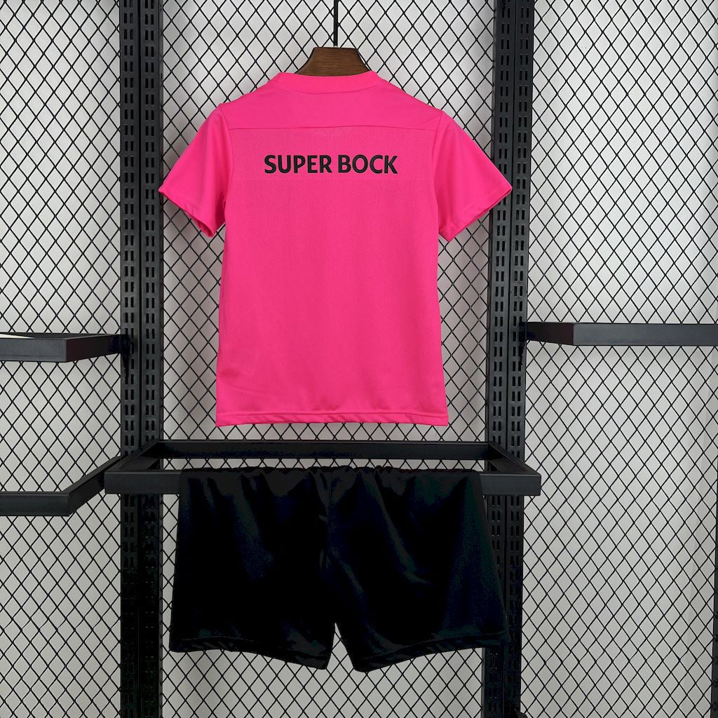 Kids Sporting 2024/25 Pink October